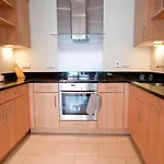 Ifsc Dublin City Apartments